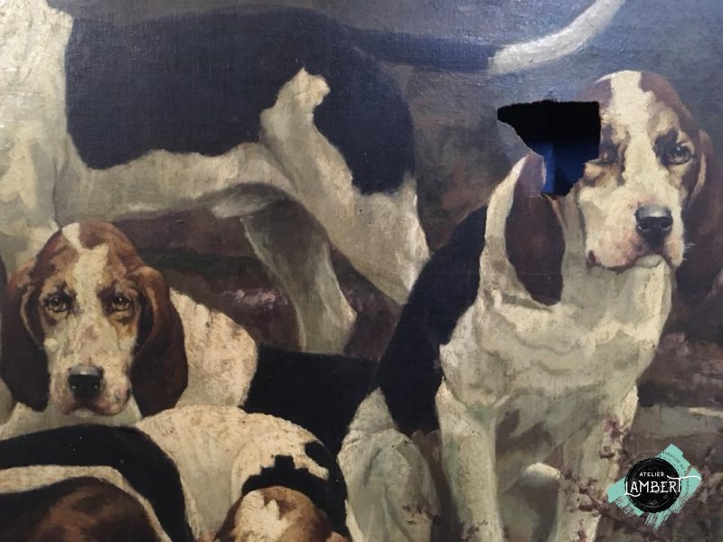 Photographie de l'oeuvre La Meute de chien, de Tristan Lacroix. Nature de l'intervention: Restauration fondamentale. Nettoyage du vernis, reprise de déchirrure, doublage, réintégration illusioniste